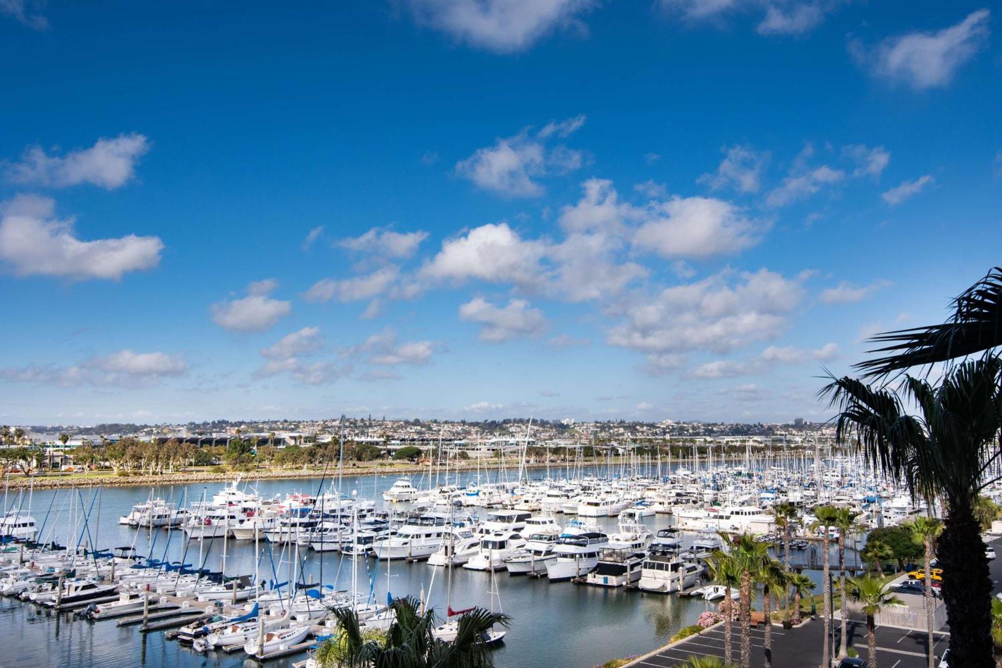 Hilton San Diego Airport/Harbor Island Esterno foto